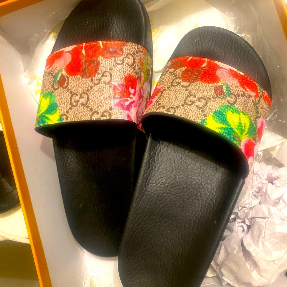 GUCCI BLOOM SLIDES